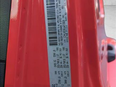 Used 2018 Jeep Wrangler Unlimited Sahara image 24