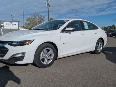 Used 2025 Chevrolet Malibu LS
