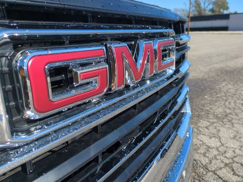 Certified 2025 GMC Sierra 2500 SLT w/ SLT Premium Package image 34