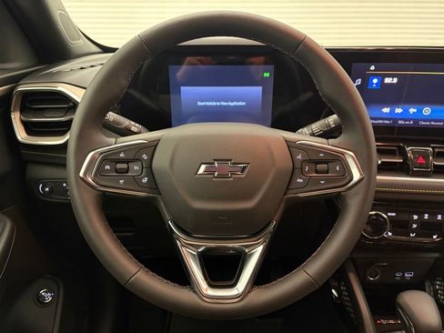 New 2026 Chevrolet TrailBlazer ACTIV w/ Convenience Package FWD image 3