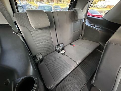 Used 2019 GMC Yukon SLE image 24