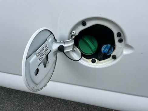 Used 2018 GMC Savana 2500 Extended image 30