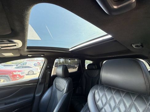 Used 2023 Hyundai Santa Fe Calligraphy AWD/4WD image 19