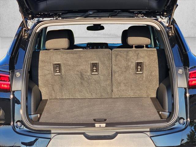 Used 2026 Chevrolet Blazer LT FWD image 6