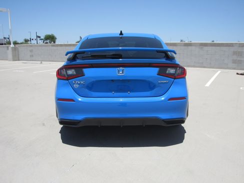 Used 2022 Honda Civic Sport image 7
