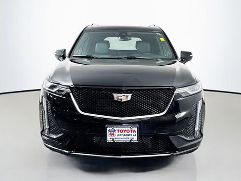 Used 2023 Cadillac XT6 Sport AWD/4WD image 11