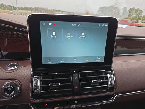 Used 2021 Lincoln Navigator L Black Label w/ Cargo Convenience Package image 21