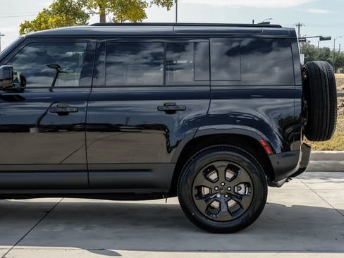 New 2026 Land Rover Defender 110 S AWD/4WD image 14