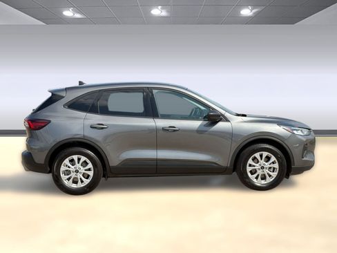 Used 2025 Ford Escape Active image 8