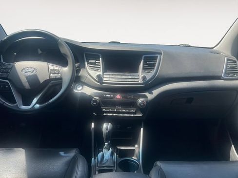 Used 2017 Hyundai Tucson Limited AWD/4WD image 10