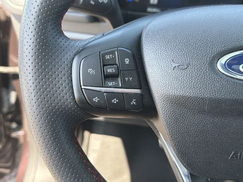 Used 2023 Ford Escape ST-Line w/ Tech Pack #1 AWD/4WD image 21