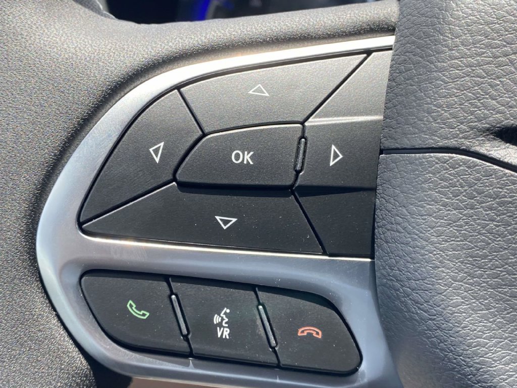 New 2027 Chrysler Pacifica Select FWD image 52