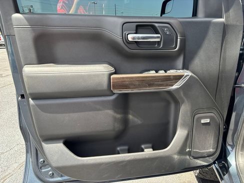 Used 2019 Chevrolet Silverado 1500 RST w/ All-Star Edition AWD/4WD image 7