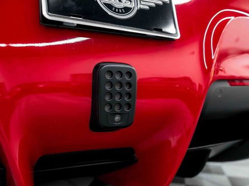 Used 2014 Ferrari F12 Berlinetta image 34