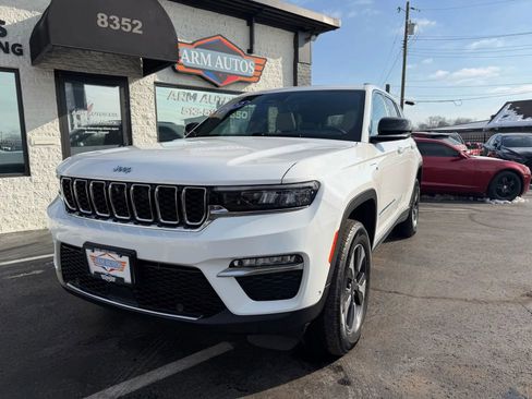 Used 2022 Jeep Grand Cherokee Limited 4xe w/ Luxury Tech Group II image 1