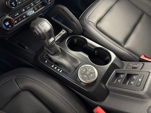 New 2026 Ford Bronco Badlands AWD/4WD image 26