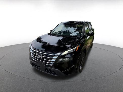 Used 2025 Nissan Rogue SV AWD/4WD image 7