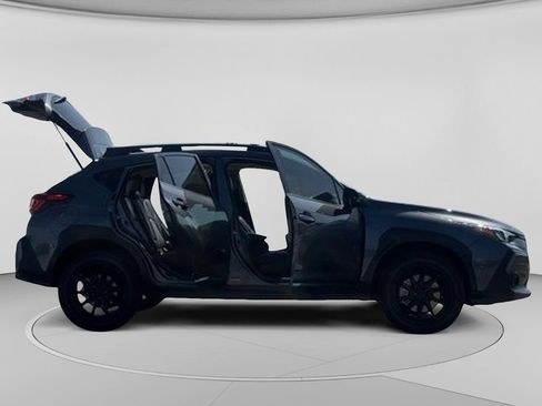Used 2024 Subaru Crosstrek 2.5i Limited w/ Crosstrek Mirror Package AWD/4WD image 33