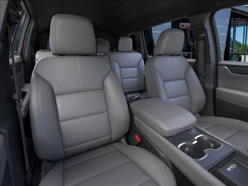 New 2026 GMC Acadia Elevation w/ Black Edition FWD image 16