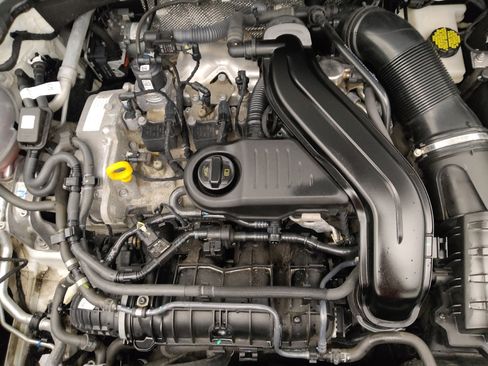 Used 2024 Volkswagen Taos S image 30