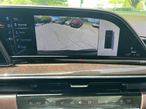 Used 2023 Cadillac Escalade ESV Sport Platinum AWD/4WD image 27