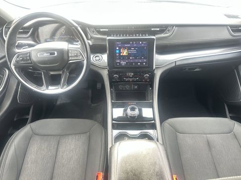 Used 2021 Jeep Grand Cherokee L Laredo w/ Luxury Tech Group I image 18