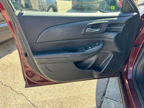 Used 2015 Chevrolet Malibu LT image 14