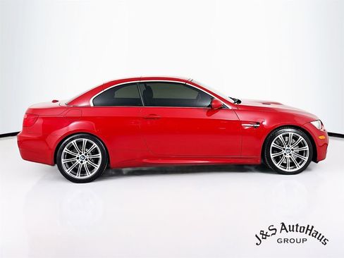 Used 2011 BMW M3 Convertible image 8