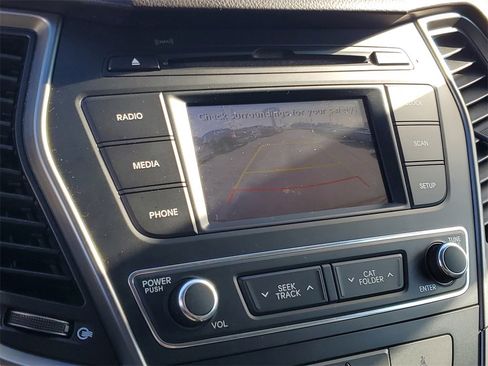 Used 2017 Hyundai Santa Fe Sport image 14