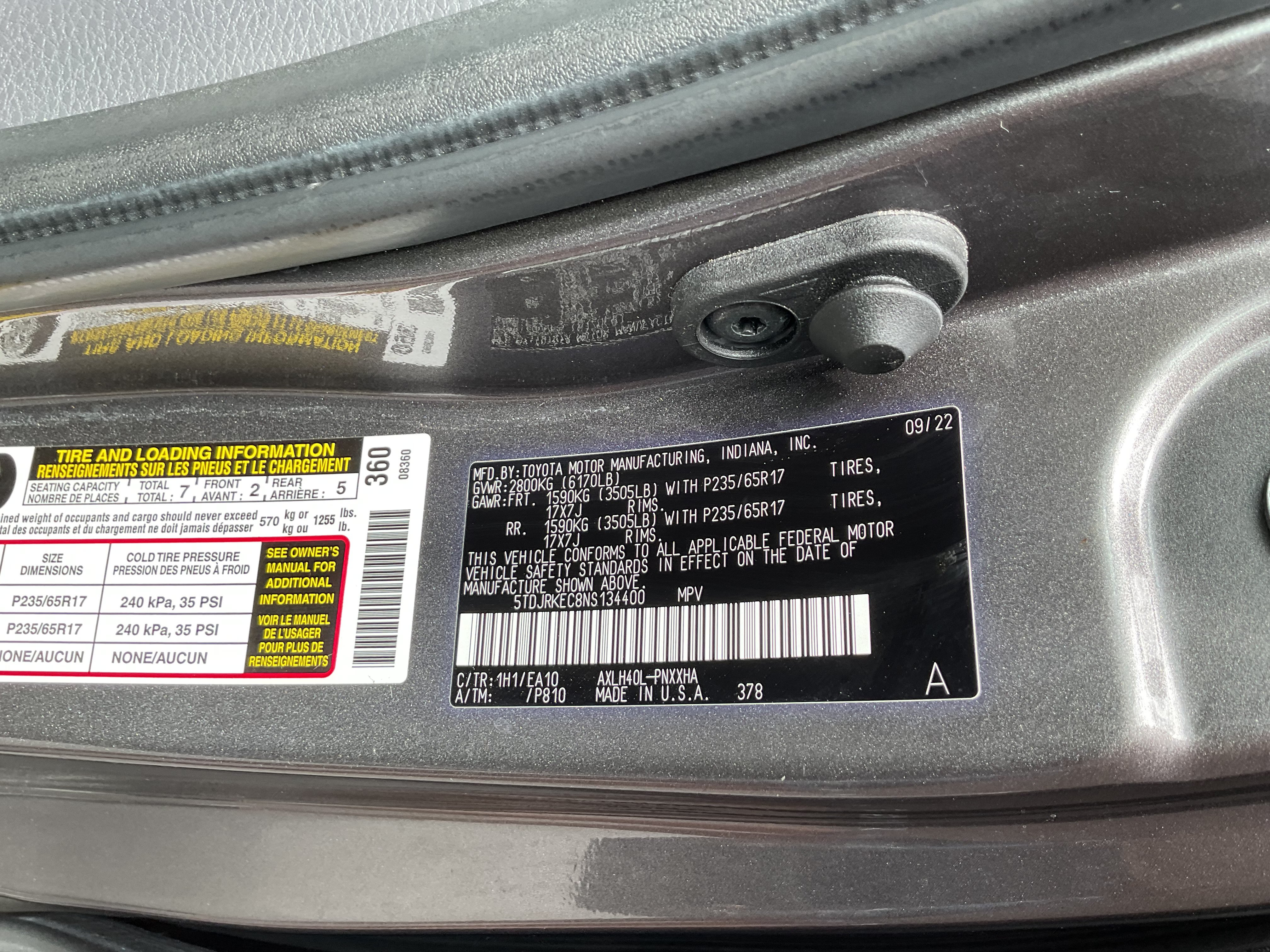 Used 2022 Toyota Sienna XLE w/ XLE Plus Package FWD image 12