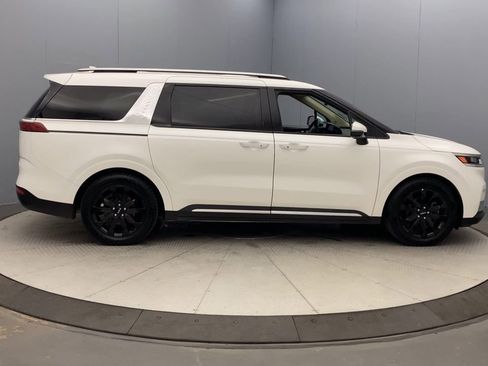 Used 2022 Kia Carnival SX Prestige FWD image 6