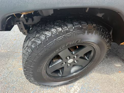 Used 2013 Jeep Wrangler Unlimited Sport AWD/4WD image 21
