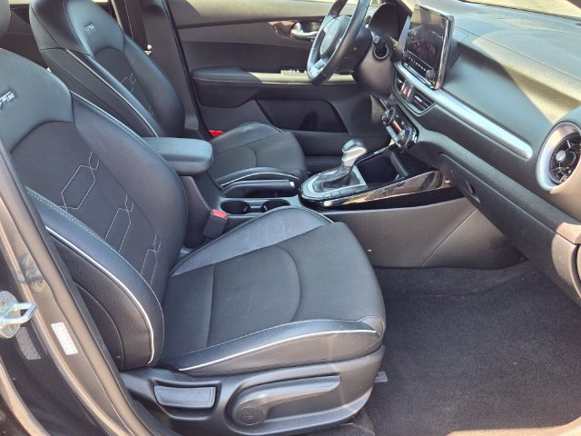 Used 2023 Kia Forte GT-Line FWD image 16