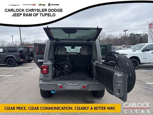 Used 2022 Jeep Wrangler Sahara image 15