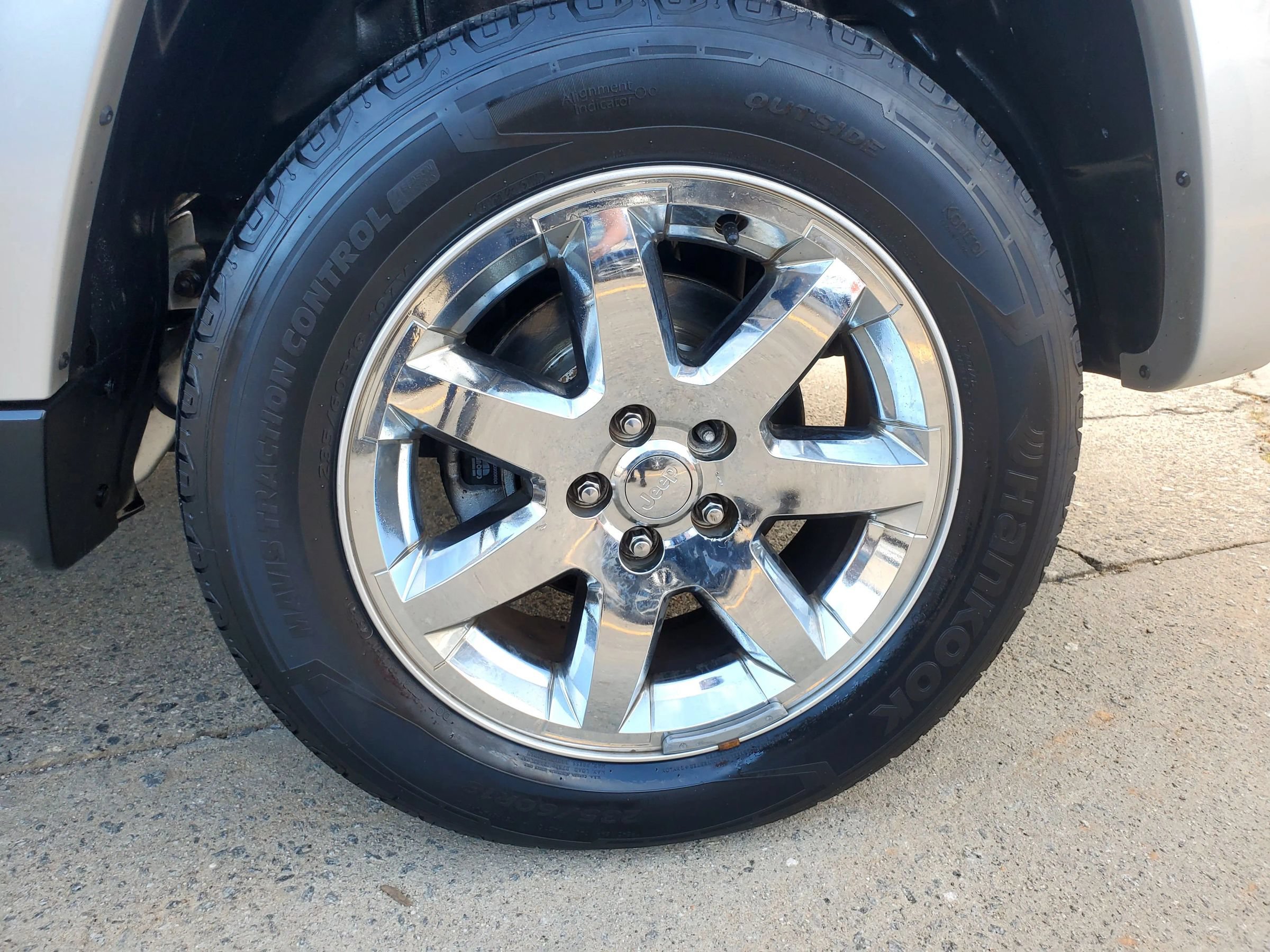 Used 2012 Jeep Liberty Sport AWD/4WD image 50