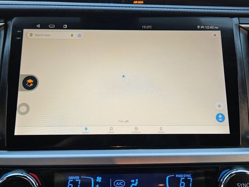 Used 2018 Toyota Highlander XLE image 13