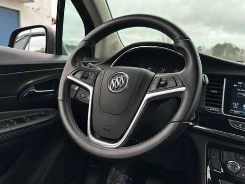 Used 2018 Buick Encore Preferred image 19