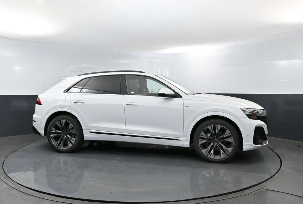 New 2026 Audi Q8 Premium Plus AWD/4WD image 4