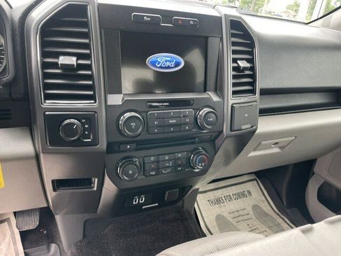 Used 2018 Ford F150 XLT w/ Equipment Group 302A Luxury AWD/4WD image 5