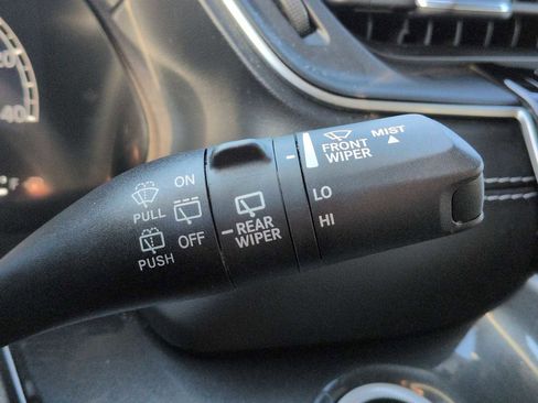 Used 2023 Jeep Grand Cherokee Altitude image 25