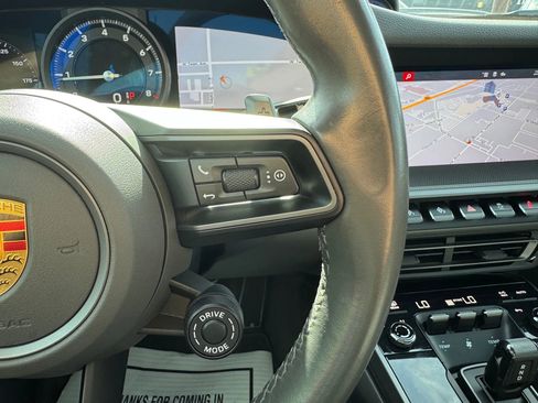 Used 2021 Porsche 911 Carrera image 28