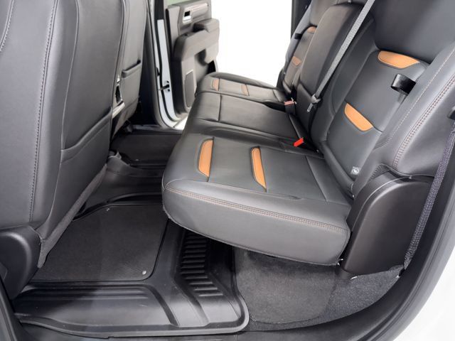 Used 2025 GMC Sierra 2500 AT4 w/ AT4 Premium Plus Package AWD/4WD image 16