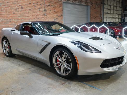 Used 2014 Chevrolet Corvette Stingray Coupe w/ 3LT Preferred Equipment Group RWD image 2