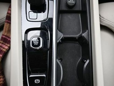Used 2024 Volvo S60 B5 Ultimate AWD/4WD image 11