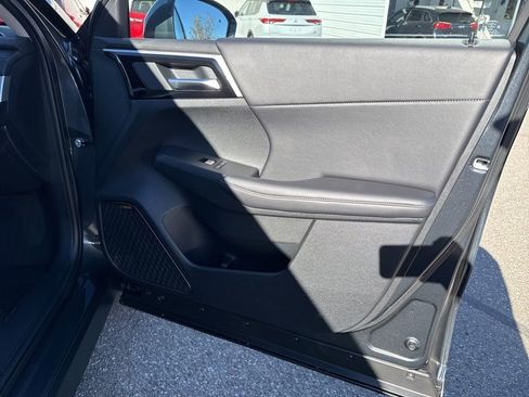 New 2026 Mitsubishi Outlander SE image 31