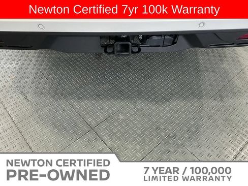 Used 2025 Ford Expedition Max Active AWD/4WD image 9