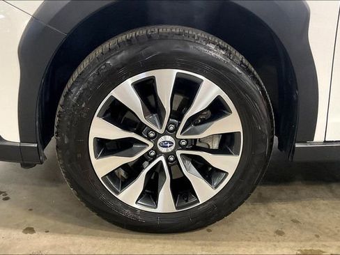 Used 2023 Subaru Outback Limited XT image 9