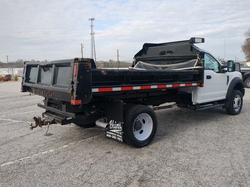 Used 2019 Ford F450 XL image 3