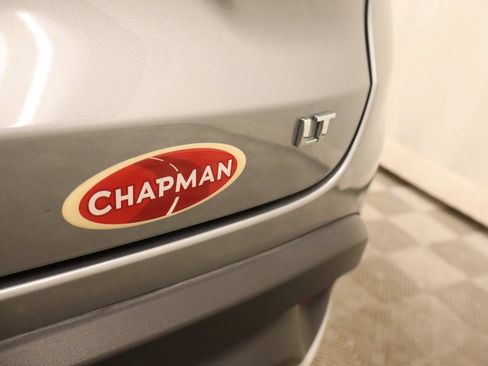Used 2025 Chevrolet Trax LT FWD image 18