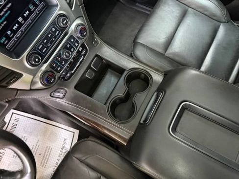 Used 2020 Chevrolet Tahoe LT AWD/4WD image 32